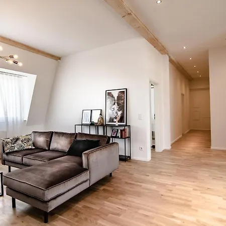 Sleep Wehrhahn * Ντίσελντορφ